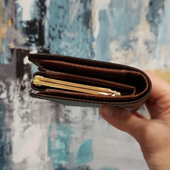 • Authentic Louis vuitton Monogram  Porte Monanaie Billets Bifold - Picture 8 of 14